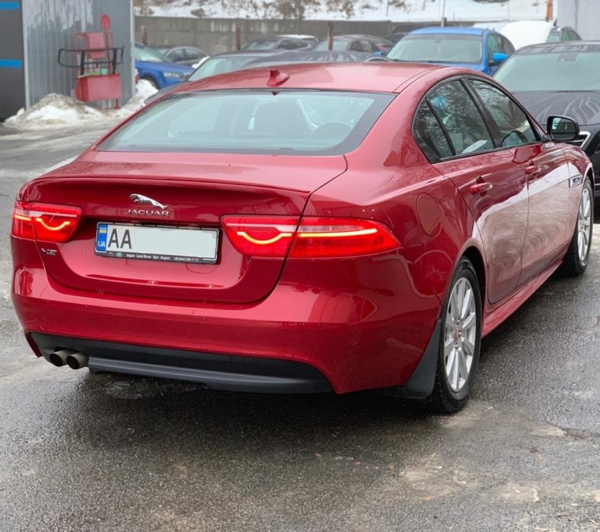 Jaguar XE 2015