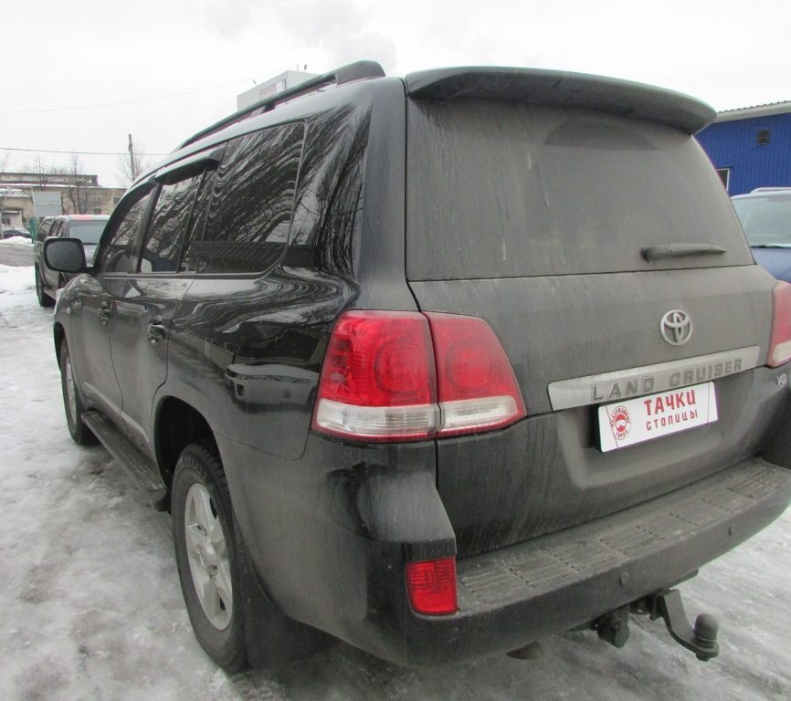 Toyota Land Cruiser 200 2008