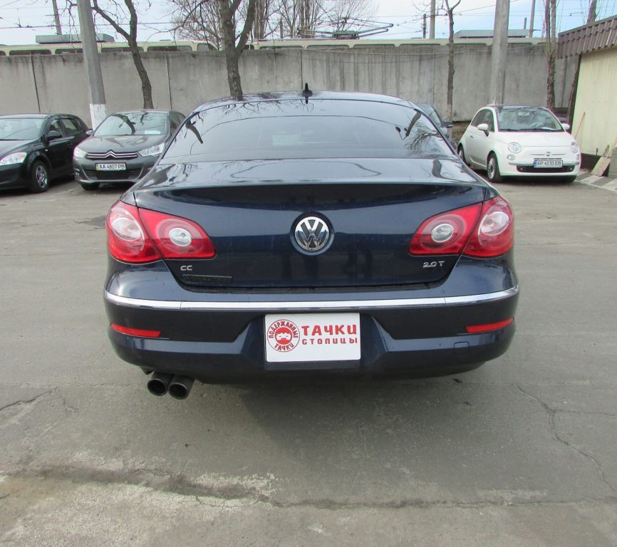 Volkswagen Passat CC 2011