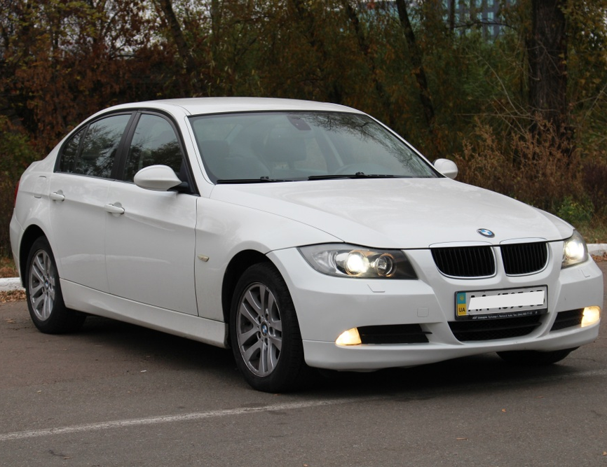 BMW 320 2008