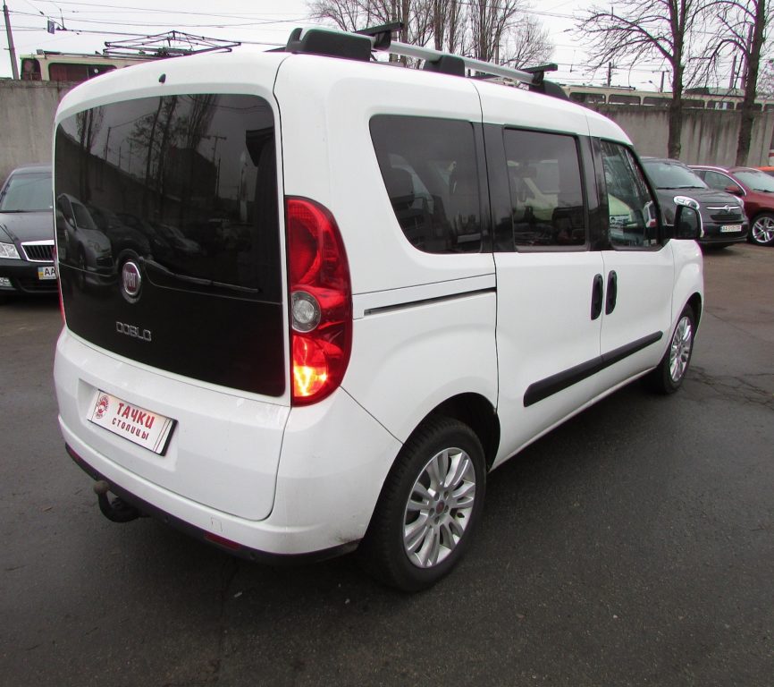 Fiat Doblo Panorama 2010