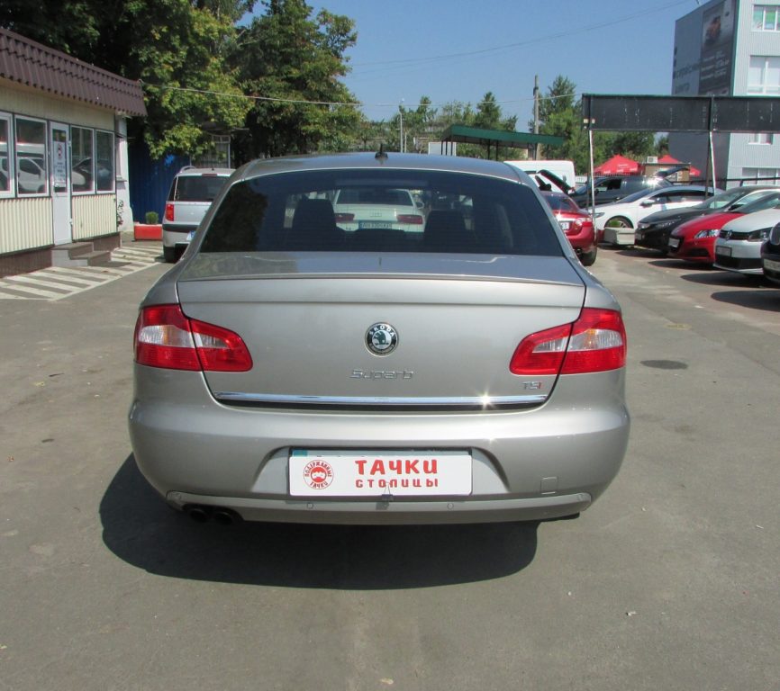 Skoda Superb 2010