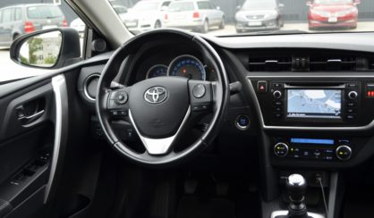 Toyota Auris 2014