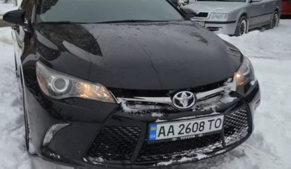 Toyota Camry 2015