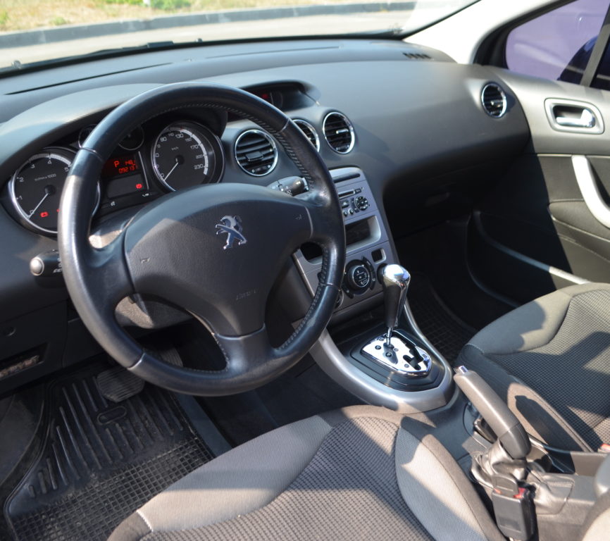 Peugeot 308 2012