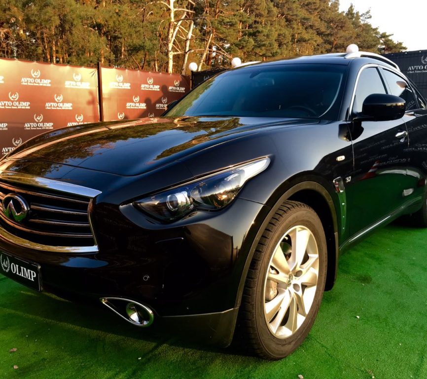 Infiniti QX70 2015