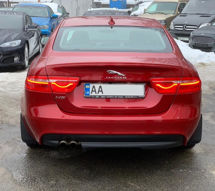 Jaguar XE 2015