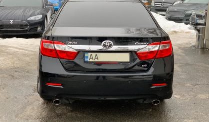 Toyota Camry 2012