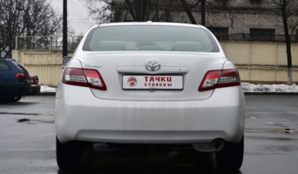 Toyota Camry 2011