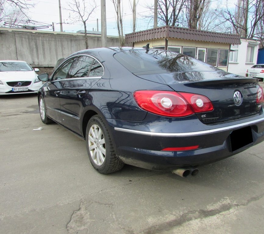 Volkswagen Passat CC 2011