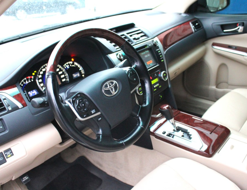 Toyota Camry 2012