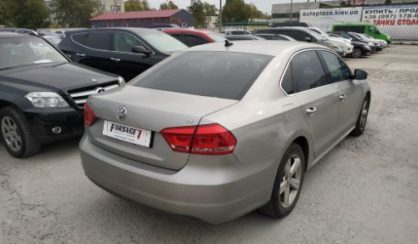 Volkswagen Passat B7 2013