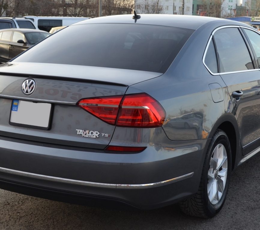 Volkswagen Passat B8 2015