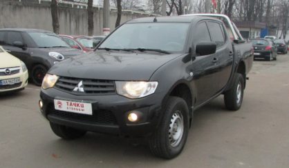 Mitsubishi L 200 2013