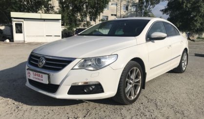 Volkswagen Passat CC 2011