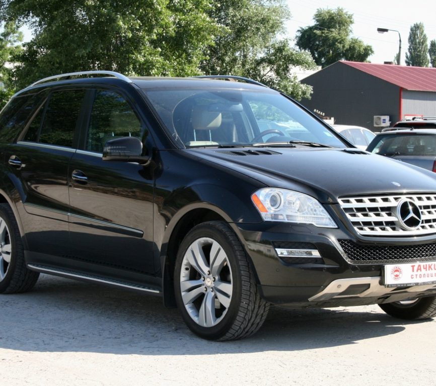 Mercedes-Benz ML-Class 2010