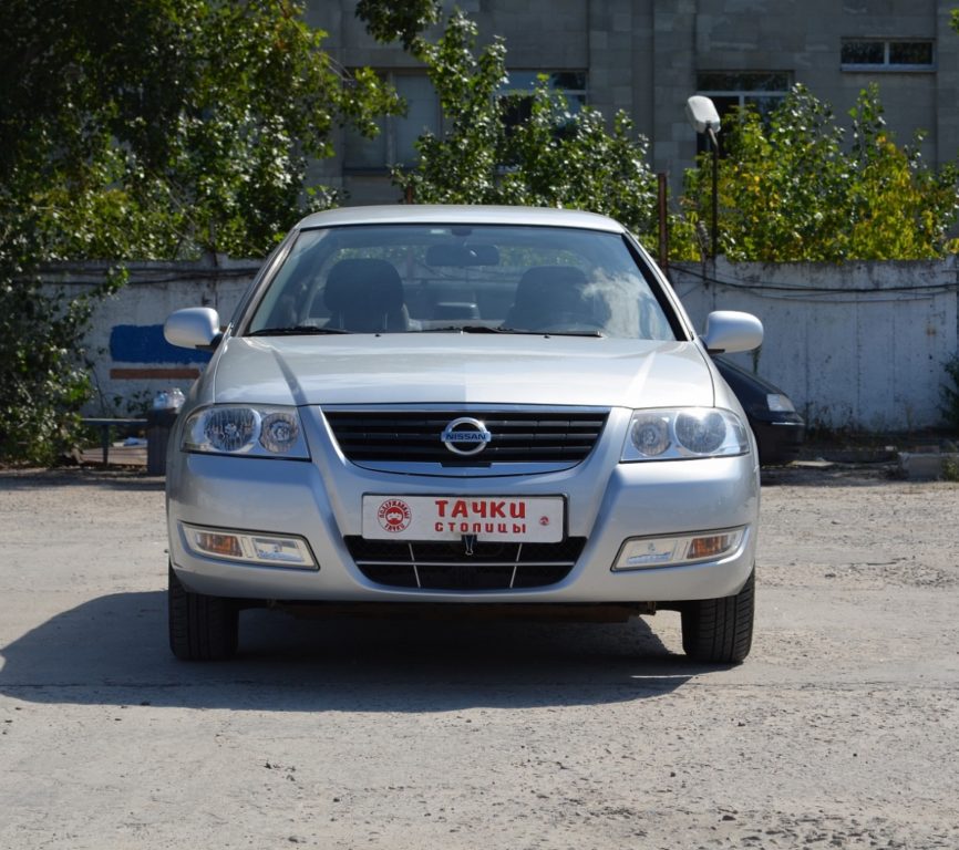 Nissan Almera 2010