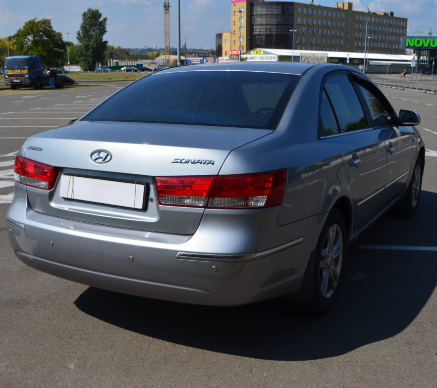 Hyundai Sonata 2008