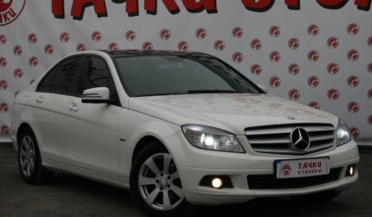 Mercedes-Benz C-Class 2011