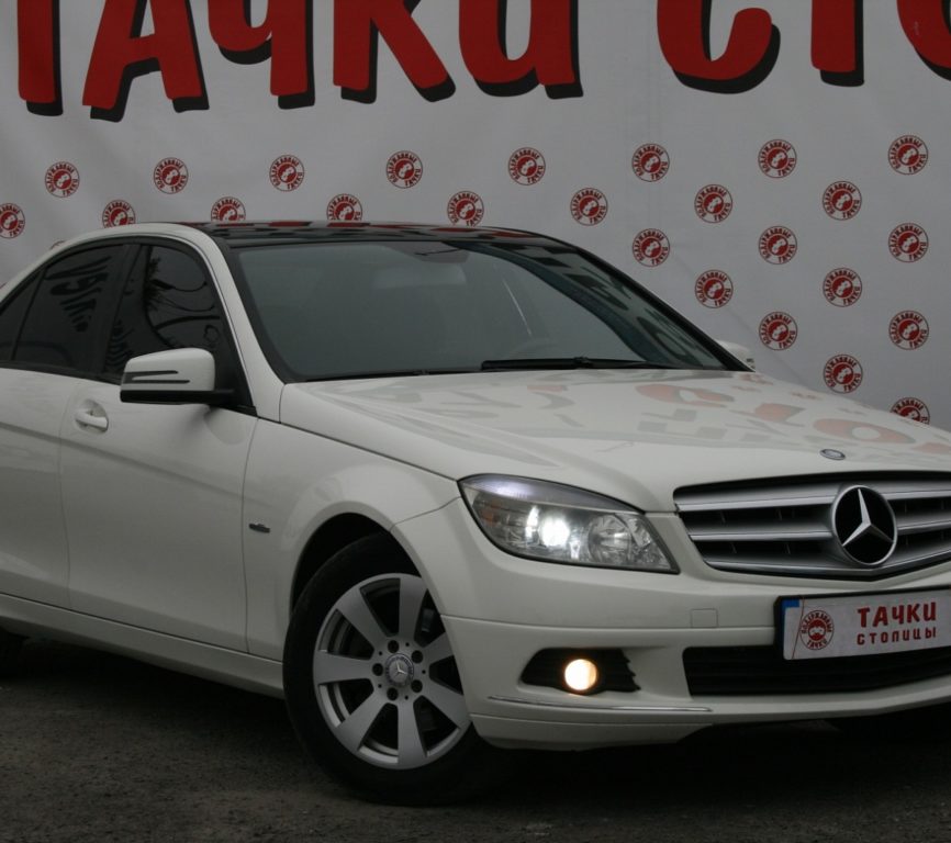 Mercedes-Benz C-Class 2011