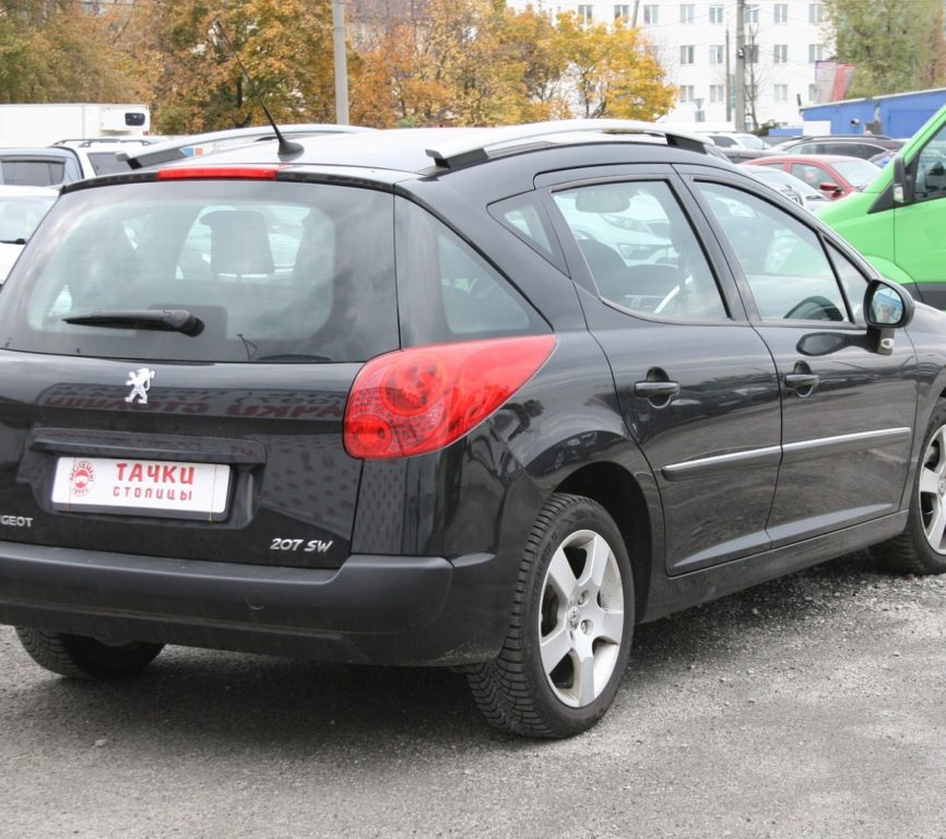 Peugeot 207 2011