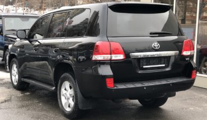 Toyota Land Cruiser 200 2009