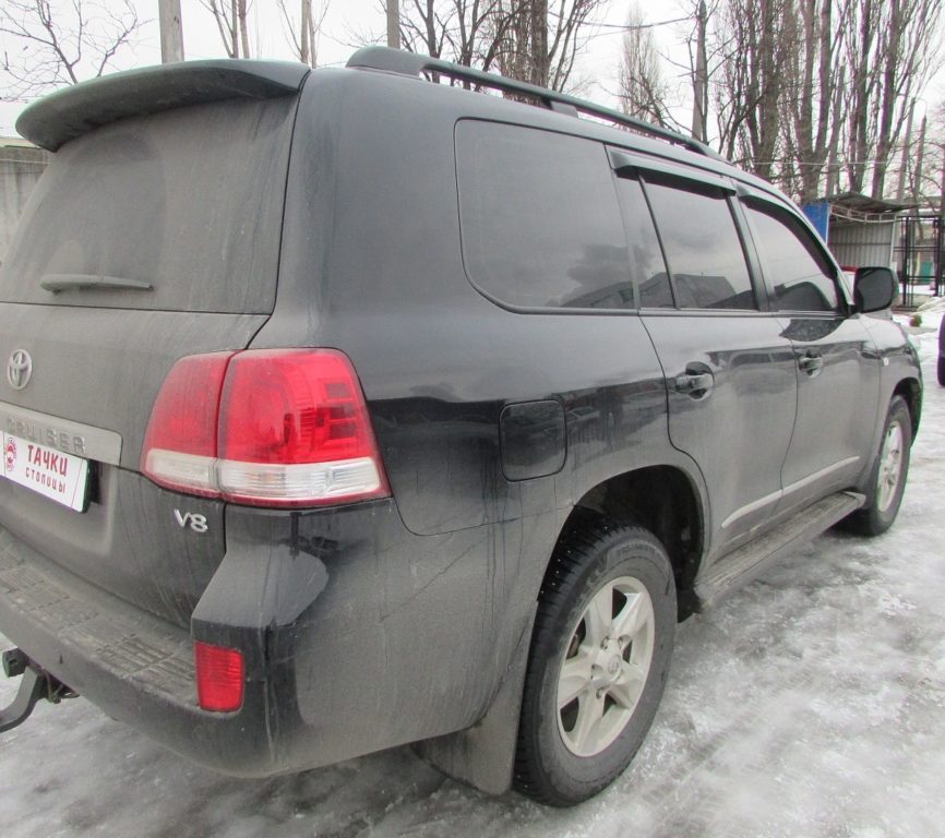 Toyota Land Cruiser 200 2008