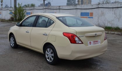 Nissan TIIDA 2014