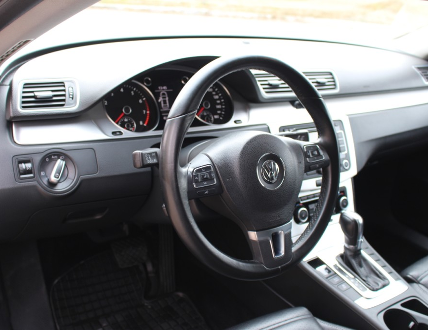 Volkswagen Passat CC 2012