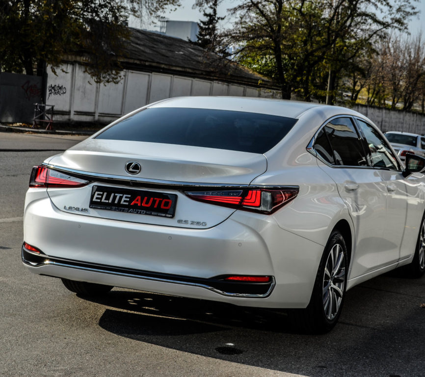 Lexus ES 250 2018