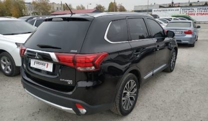 Mitsubishi Outlander 2015