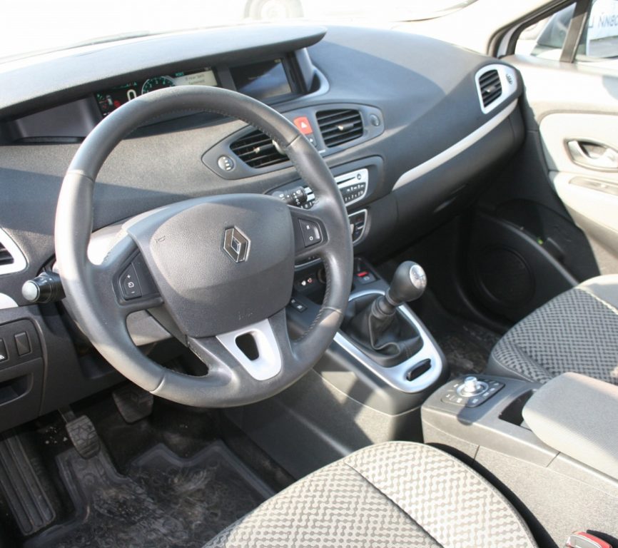 Renault Scenic 2011