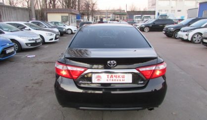 Toyota Camry 2016