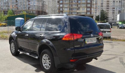 Mitsubishi Pajero Sport 2012