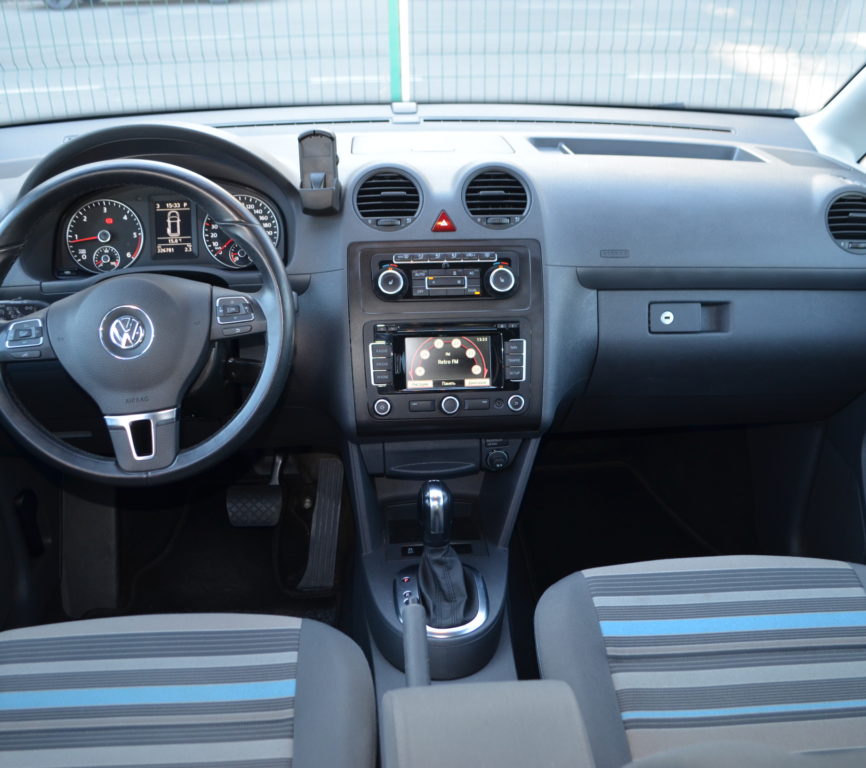 Volkswagen Caddy пасс. 2011