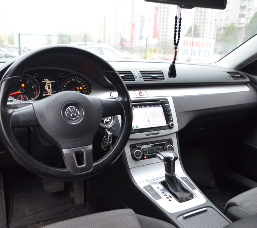 Volkswagen Passat CC 2010