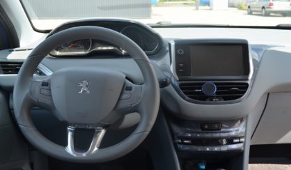 Peugeot 208 2013