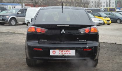 Mitsubishi Lancer X 2011