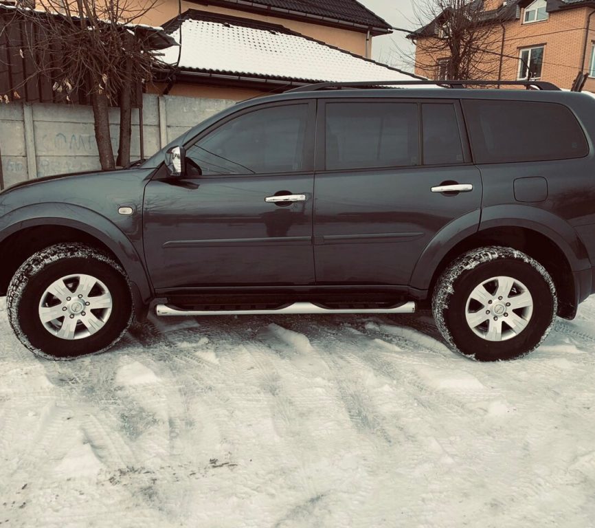 Mitsubishi Pajero Sport 2013