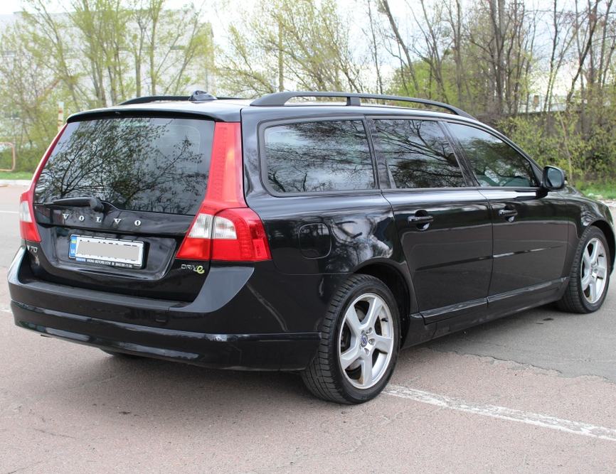 Volvo V70 2011