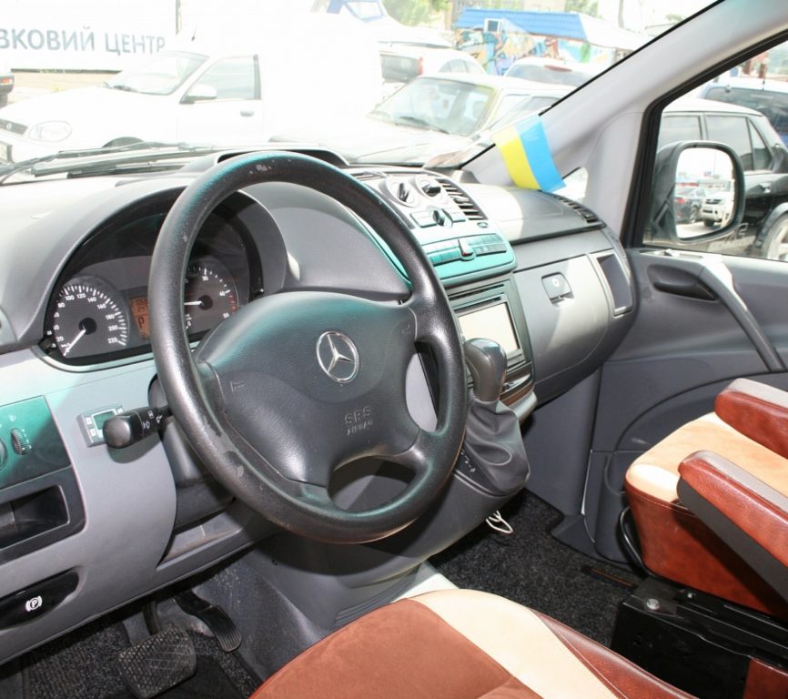 Mercedes-Benz Vito пасс. 2009