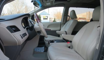 Toyota Sienna 2013