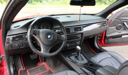 BMW 320 2008
