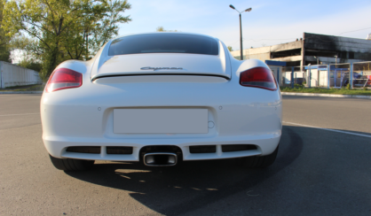 Porsche Cayman 2011