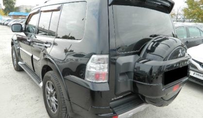 Mitsubishi Pajero Wagon 2011