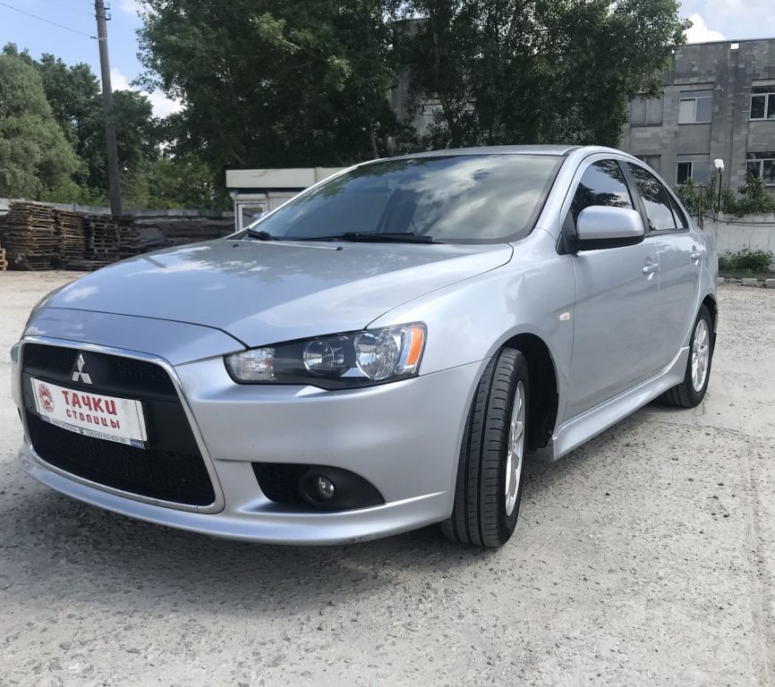 Mitsubishi Lancer X 2013