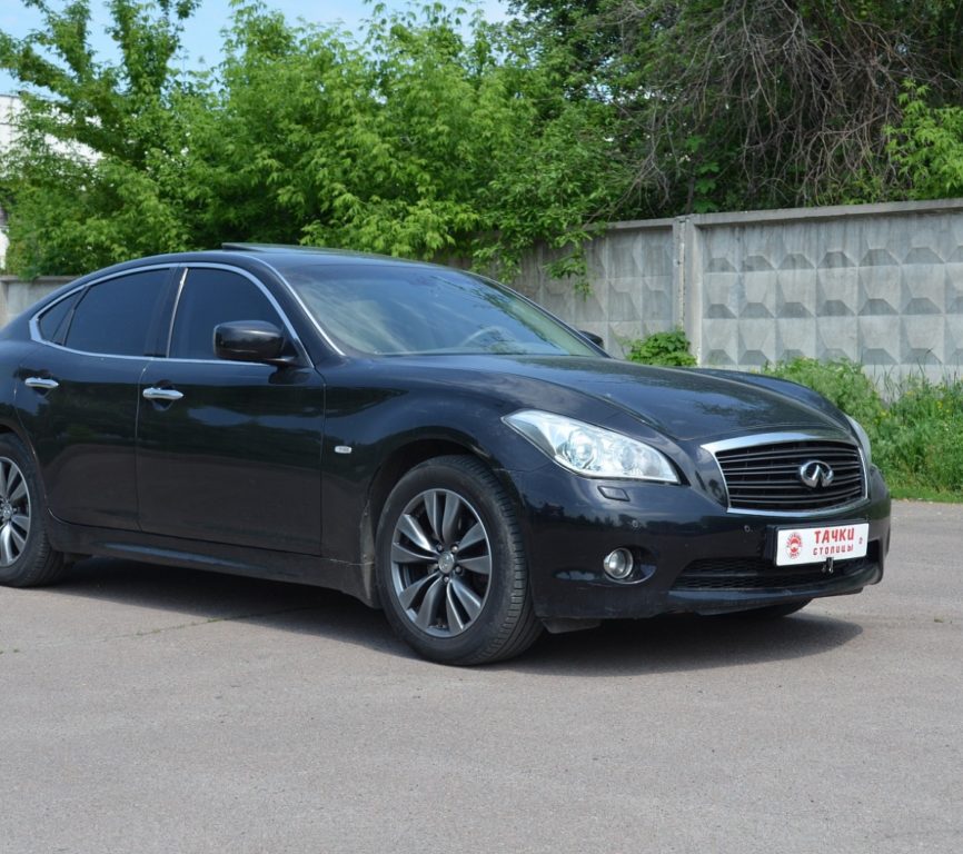 Infiniti M37 2011