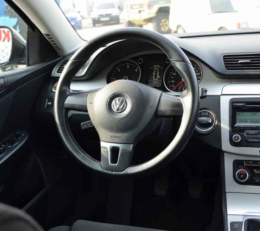 Volkswagen Passat B6 2010