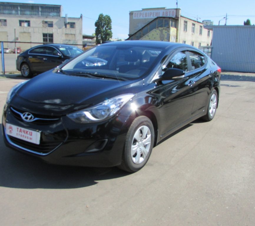 Hyundai Elantra 2013