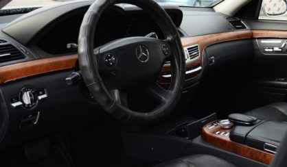 Mercedes-Benz S-Class 2006